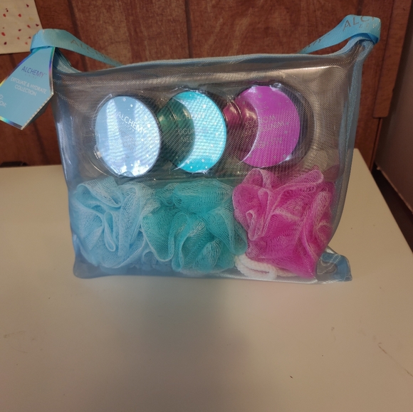 BRAND NEW!!! ALCHEMY LIVING EXFOLIATE & HYDRATE COLLECTION. - Picture 3 of 11